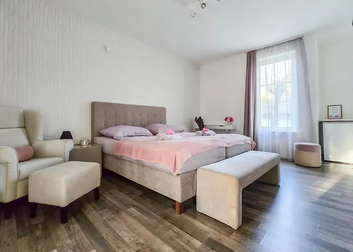 Apartman Medencepart