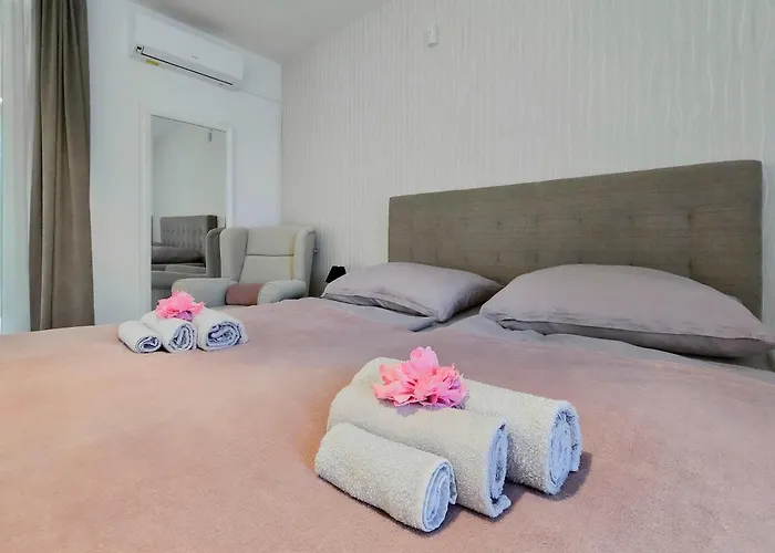 Apartman Medencepart *